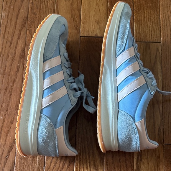 Adidas Women’s 70’s Run 2.0 - Picture 6 of 7